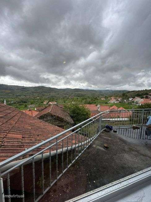 Moradia T3 - Cambeses do Rio - Montalegre,-7