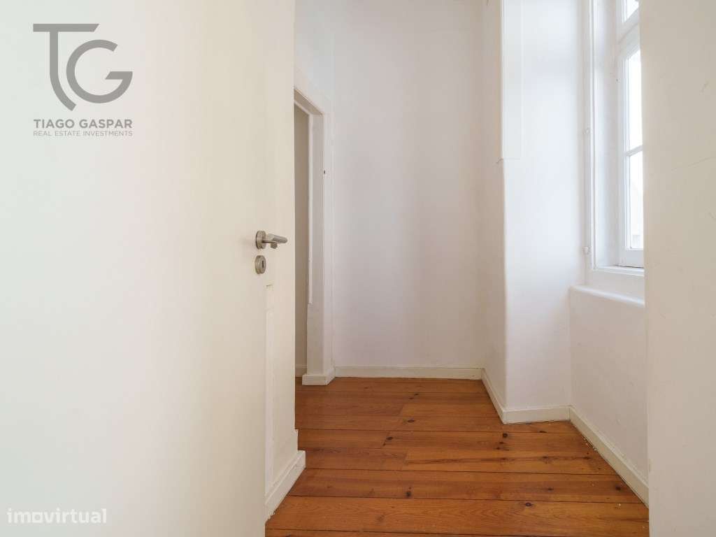 T2 em Alfama pronto a habitar-10