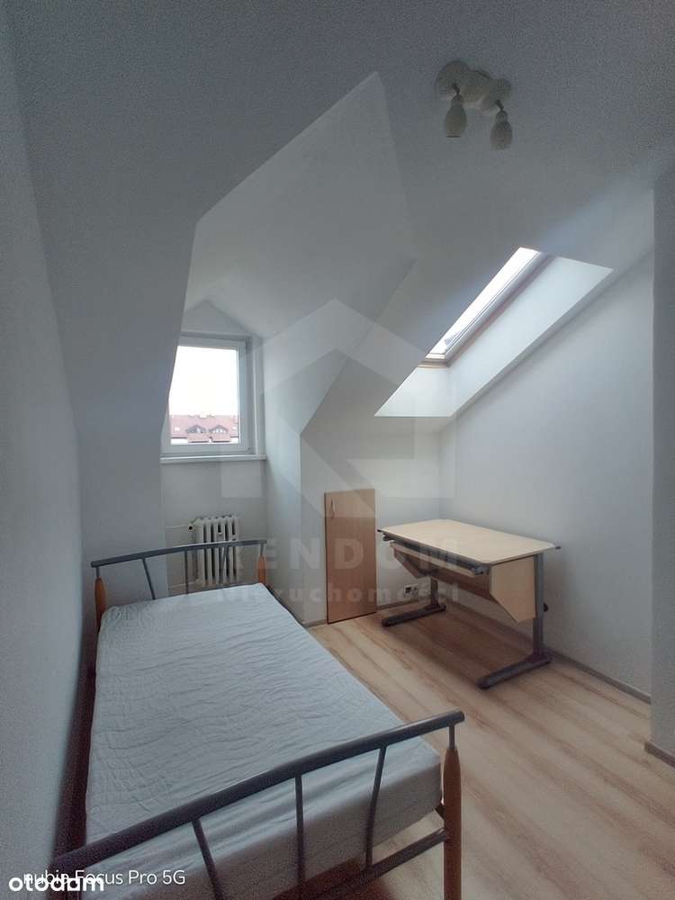 3 pokoje ul. Pużaka niski blok bdb standard-10