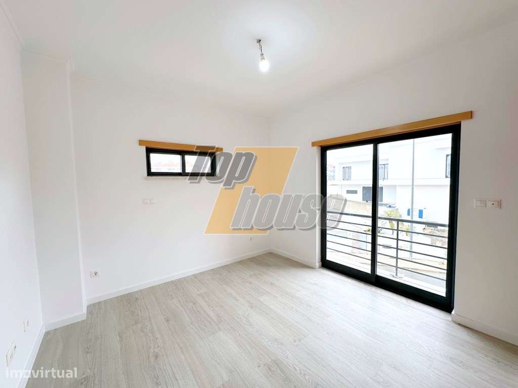 Moradia Isolada T5 Com Cave-20