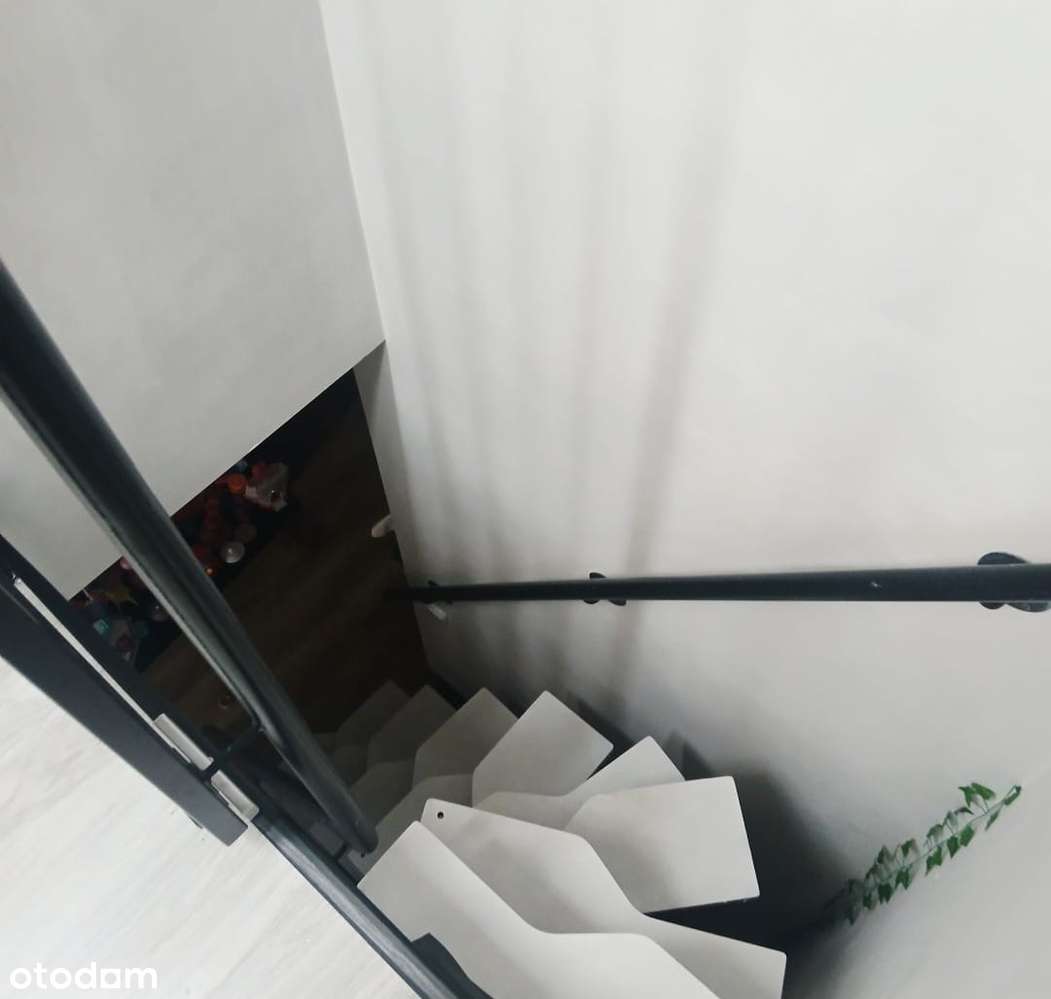 Dom z garażem i ogrodem w centrum!-11