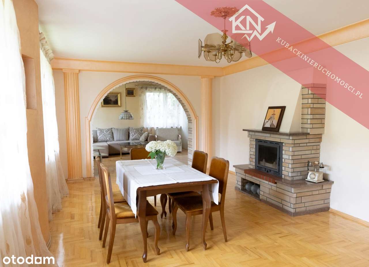 Przestronny dom w ponadczasowym stylu lub 2 oddzielne mieszkania-2