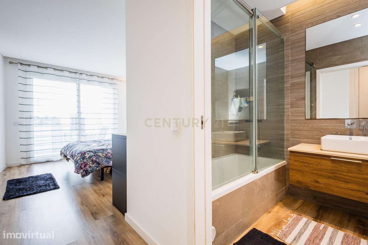 Duplex Moderno (2021) com Terraço Privativo | Santa Clara - Parceiros-7