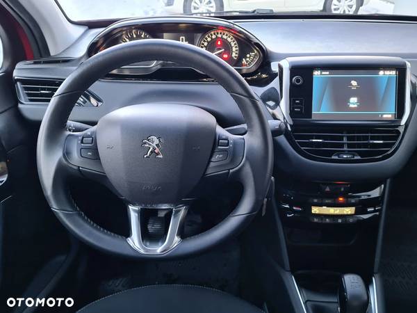 Peugeot 208 1.2 PureTech Active - 11