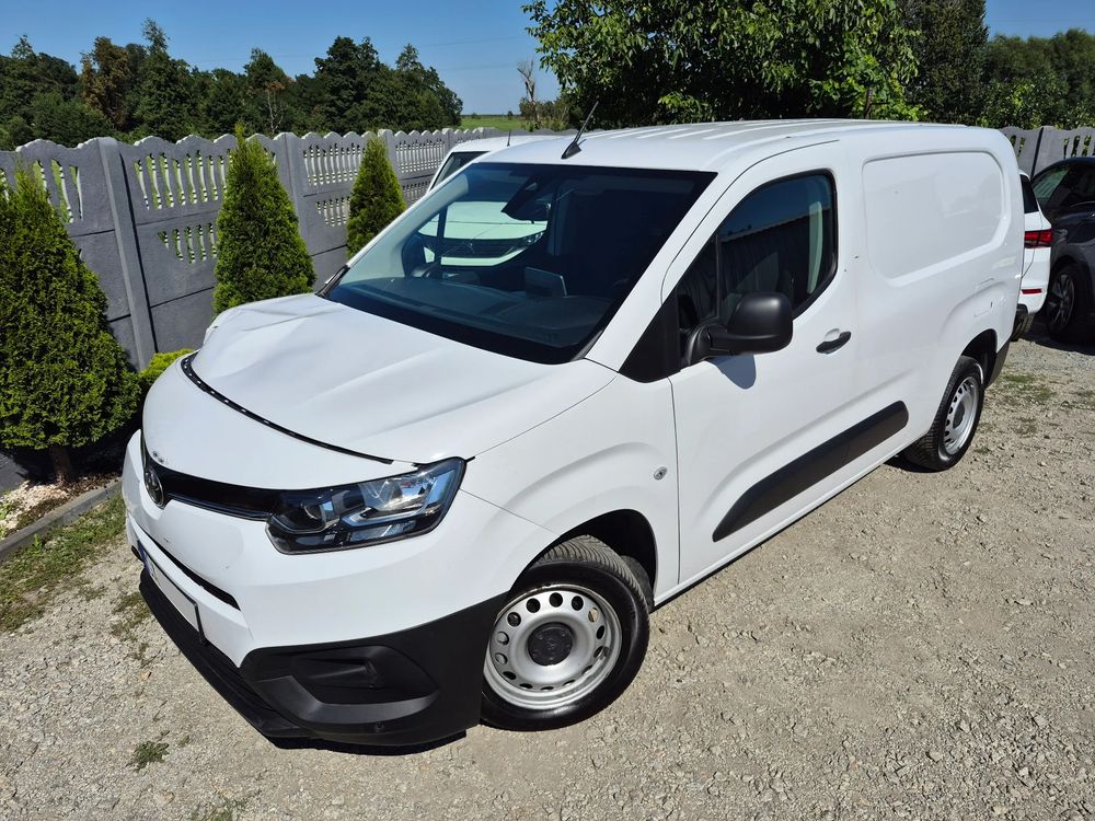 Toyota Proace City 2023