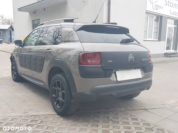 Citroën C4 Cactus 1.2 PureTech Shine Edition S&S - 11