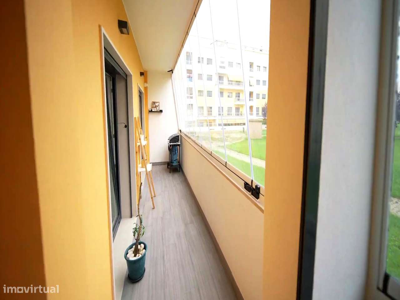 Apartamento T2 com varanda e ar condicionado Montijo