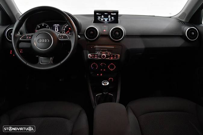 Audi A1 Sportback 1.6 TDI Design - 3