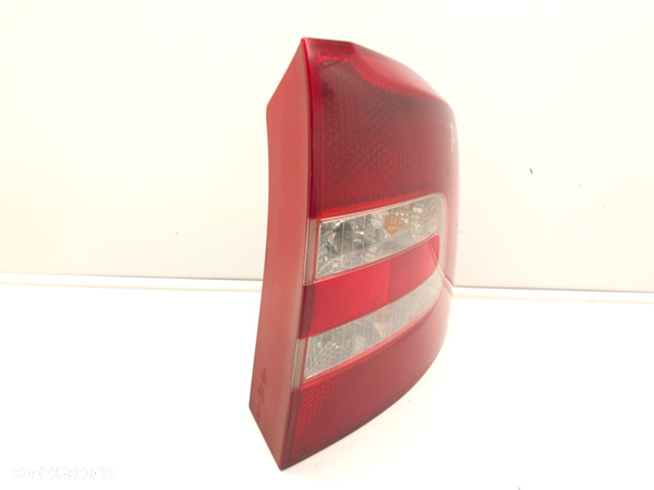 LAMPA PRAWY TYŁ SKODA OCTAVIA II Combi (1Z5) 2004 - 2013 2.0 TDI 103 kW [140 KM] olej napędowy - 2