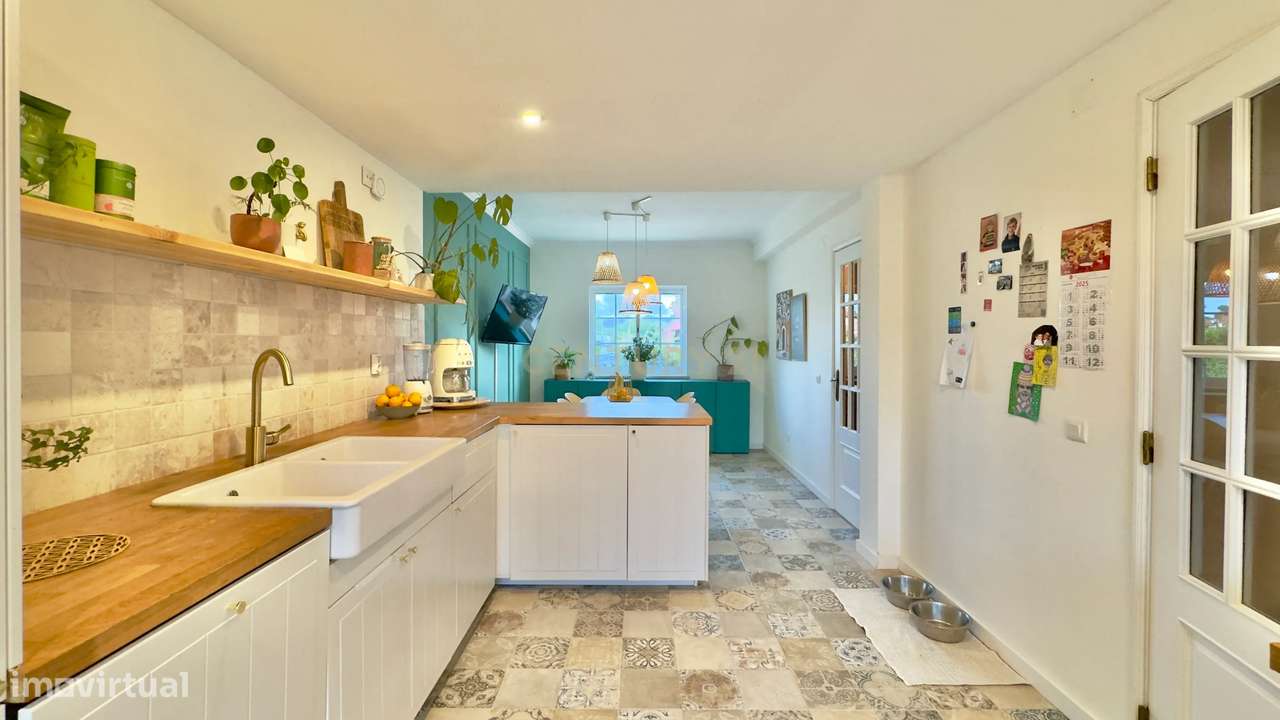 Moradia Renovada T3 + 2 (2 frações independentes) Piscina e barbecue - Grande imagem: 3/57