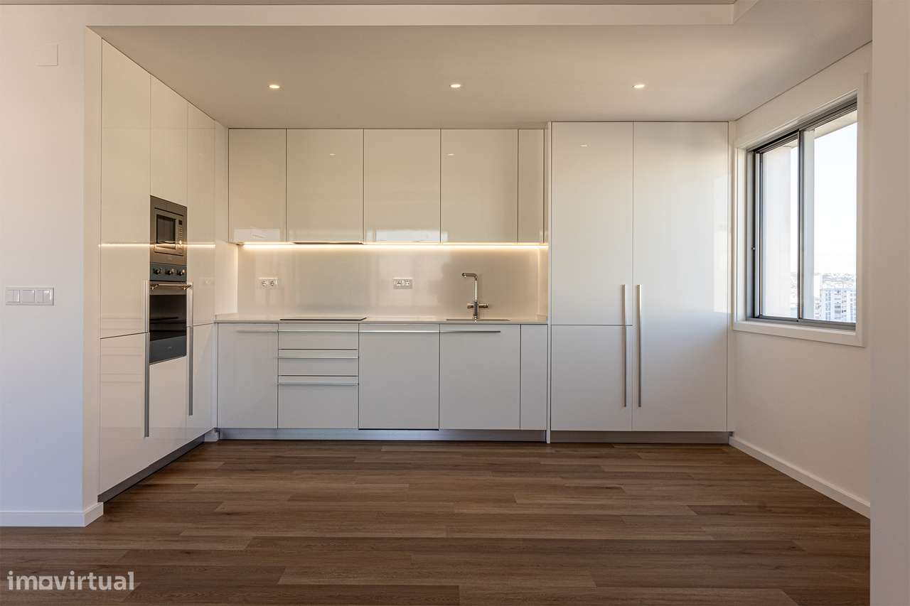 Apartamento T2 Novo a estrear no Condomínio Lago Altear-4