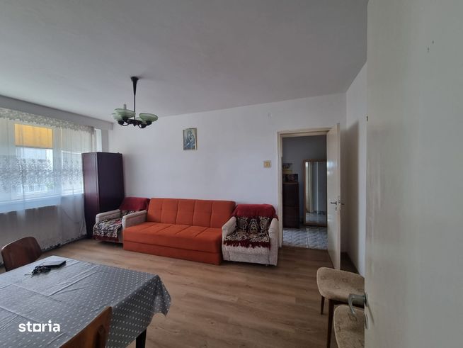 Apartament 2 camere, spatios, luminos si placut- Strada Garii-1