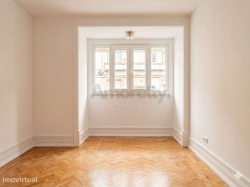 Property in Rua Rosa Damasceno, Arroios, Lisboa