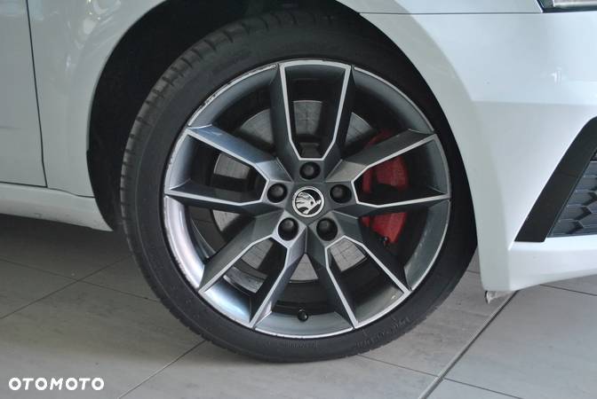 Skoda Octavia 2.0 TSI RS 245 DSG - 8