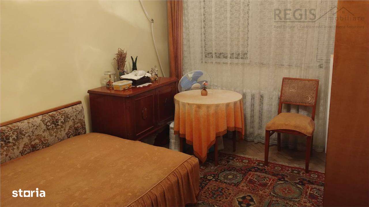 Apartament 3 camere spatios, decomandat Spiru Haret - Imagine principală: 5/10