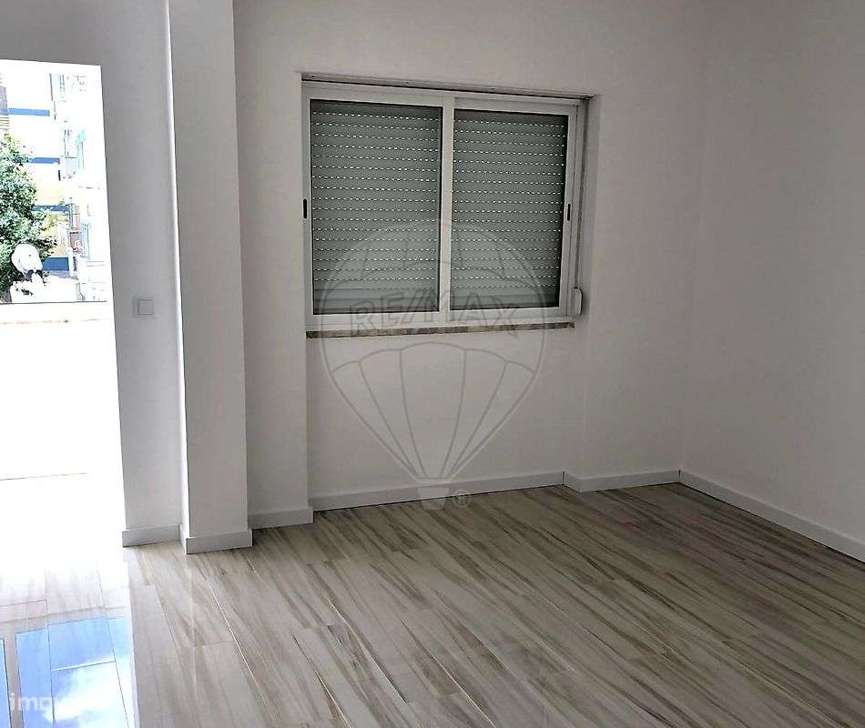 Apartamento T2 para arrendamento - Grande imagem: 5/6