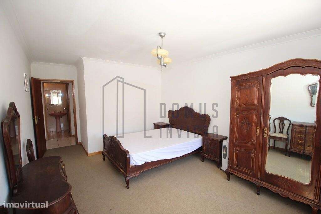 Apartamento T3 em plena Av Cidade de Zamora com vista do Castelo de Br-15