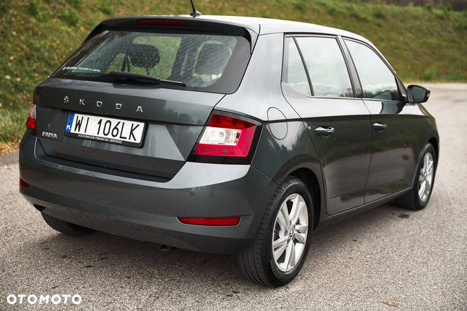 Skoda Fabia - 11