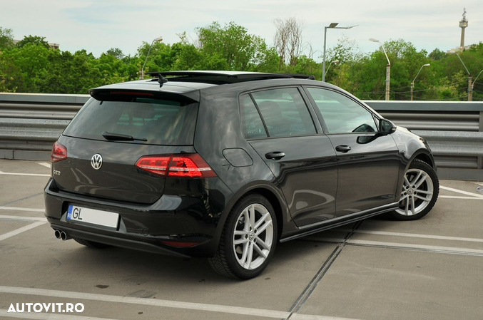 Volkswagen Golf GTD 2.0 TDI SCR DSG - 6