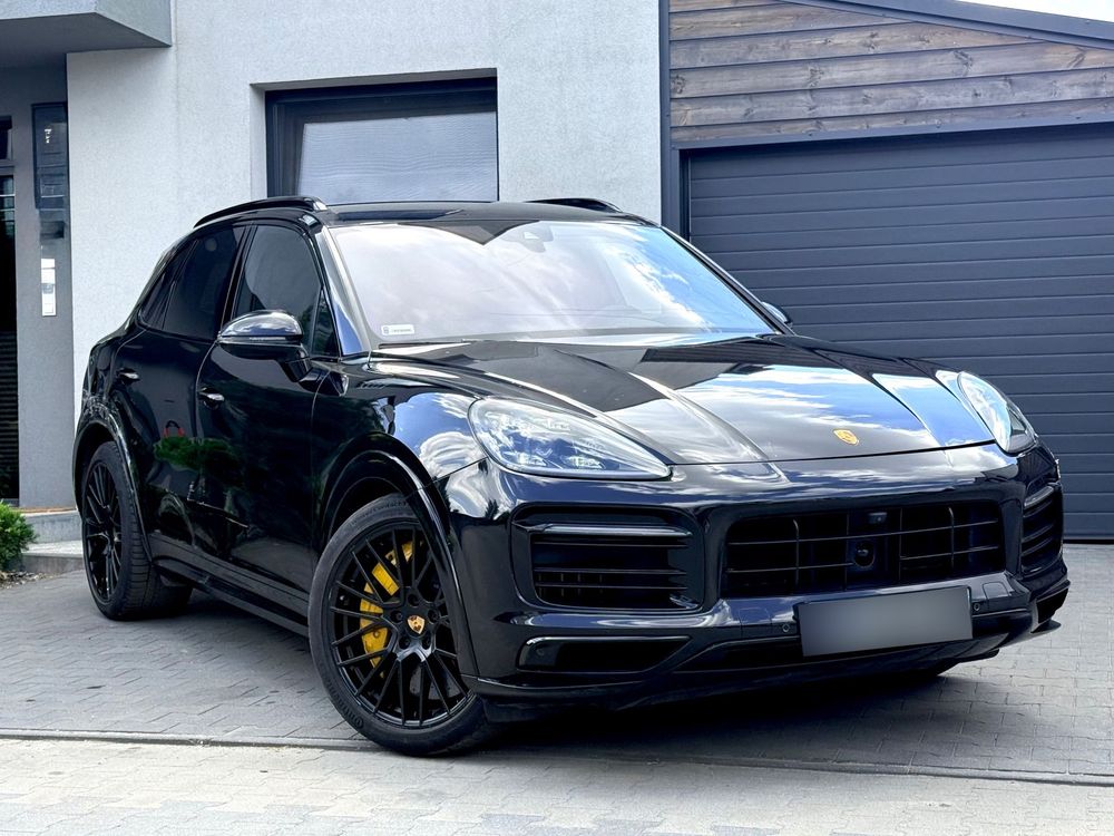 Porsche Cayenne III GTS 2021