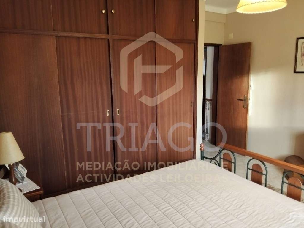 Moradia T4 com Garagem-22