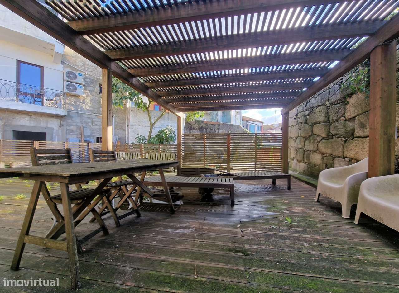 APARTAMENTO T1 COM LOGRADOURO DE 78M2-23