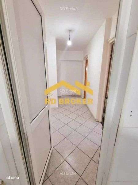Vanzare apartament 3 camere Obor metrou spatios luminos