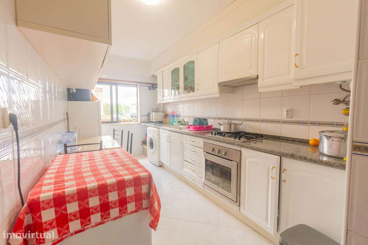 Apartamento T2 em Queluz (Pendão) com ou sem investimento!!-8