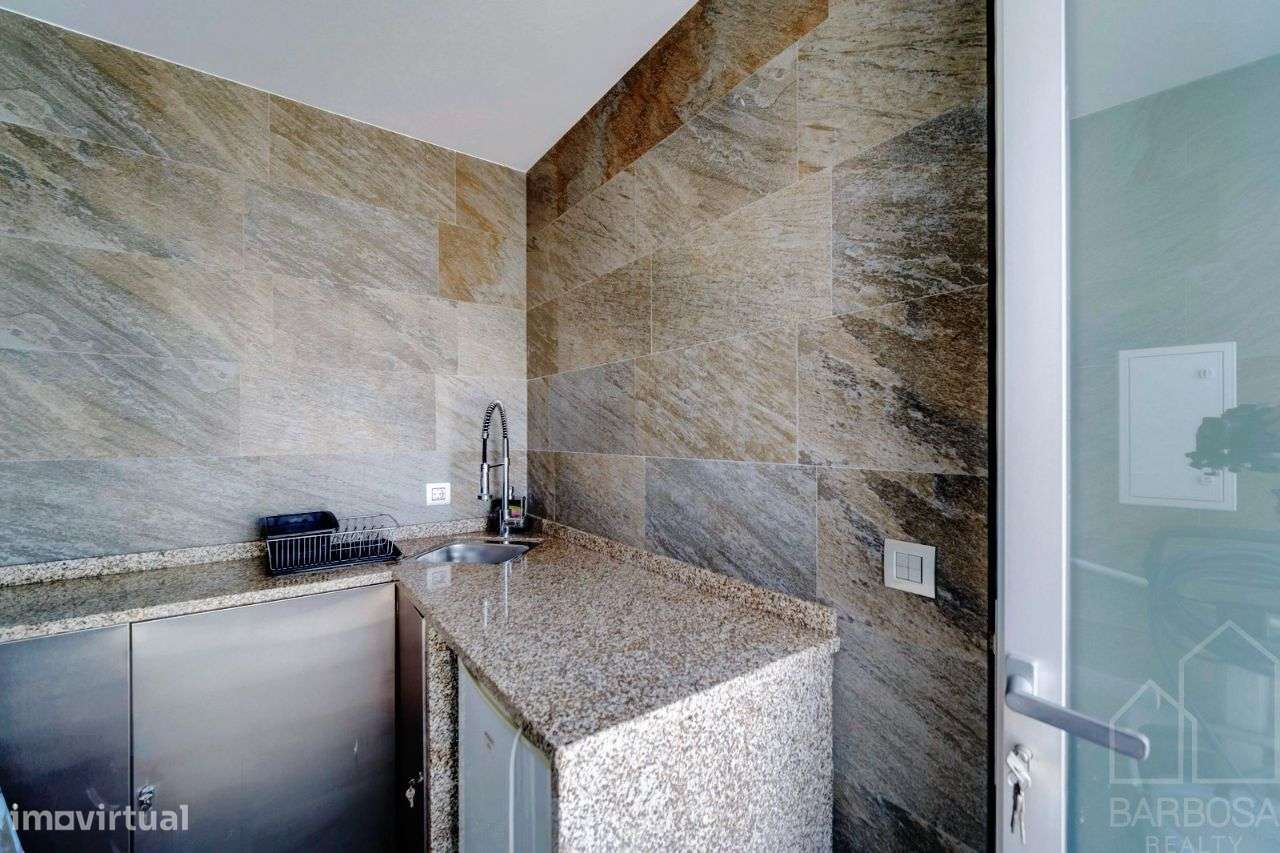 V.N.Gaia - Fantástica V4 (4 suites) c/430m2, piscina - Lote c/1370m2-51