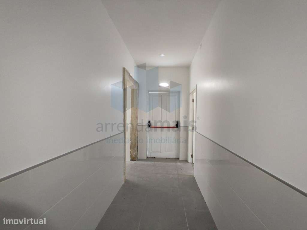 Vende-se edificio para Residencial Sénior/Lar ja com alvará - Grande imagem: 3/29