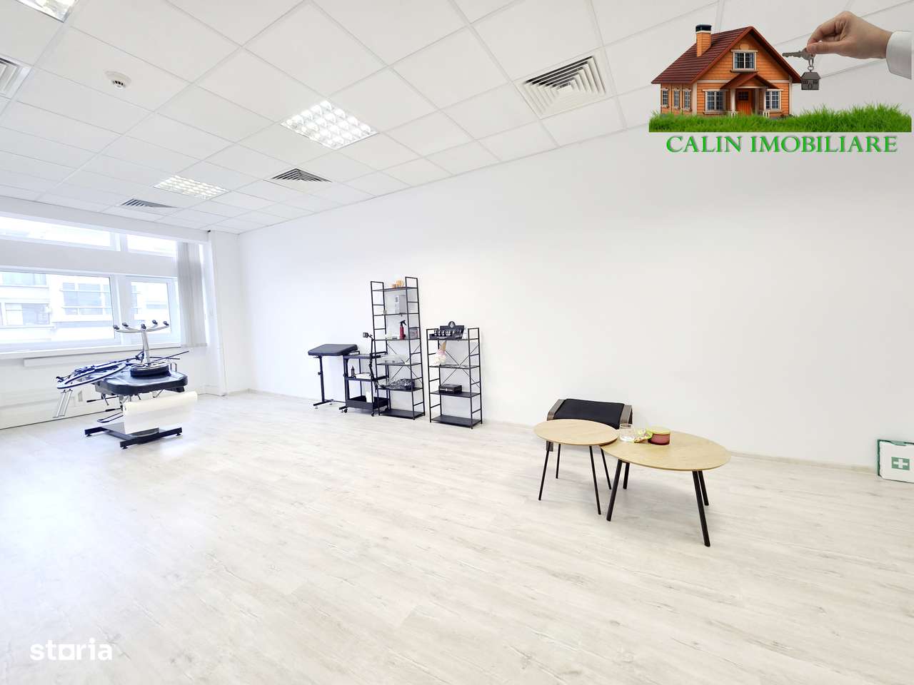 DE ÎNCHIRIAT BIROURI  zona Facultăți – Podu Roș 23 mp,  45 mp,  70 mp - Imagine principală: 4/4