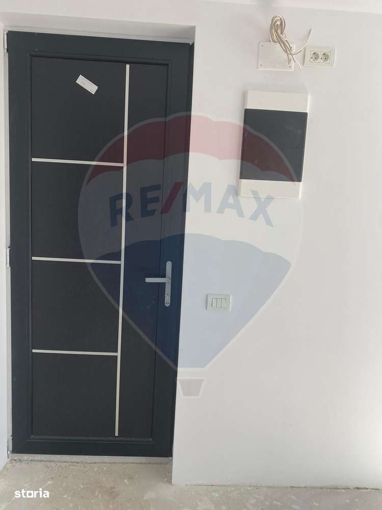 DE VANZARE Vila tip Quadruplex OTOPENI-19