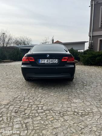 BMW Seria 3 325d Coupe - 4