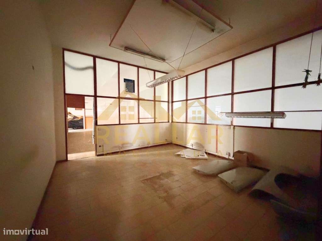 Venda de Armazém Industrial - Póvoa de Varzim - Grande imagem: 5/25