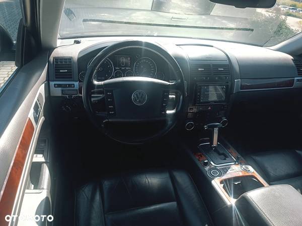 Volkswagen Touareg 3.6 V6 FSI Tiptr - 12