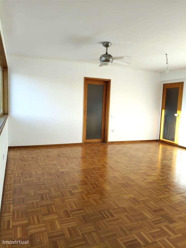Apartamento T0 com 46m2 em Matosinhos Sul a 150mts da praia - Grande imagem: 4/16