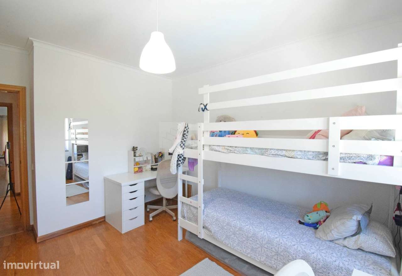 T4 c/ Piscina, Garagem e Sótão | Quinta do Covelo | Covilhã-19