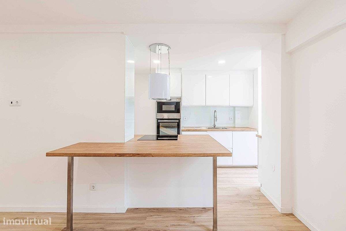 Apartamento T4 para venda - Grande imagem: 3/48