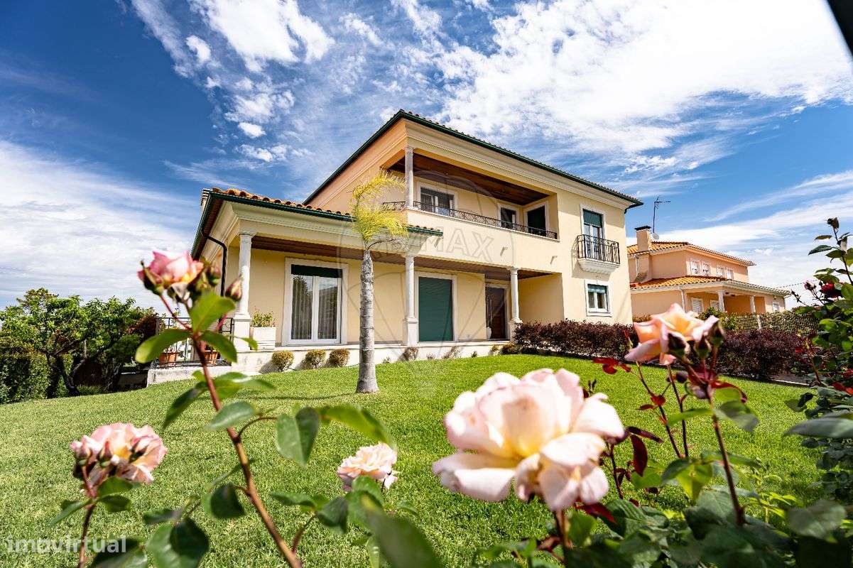 Moradia T5 para venda - Grande imagem: 2/16