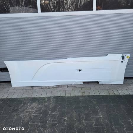 ZABUDOWA MIEDZYOSIOWA SPOJLER DAF XF 106 LIFT RH. 2123059 CHWALIM116 - 1