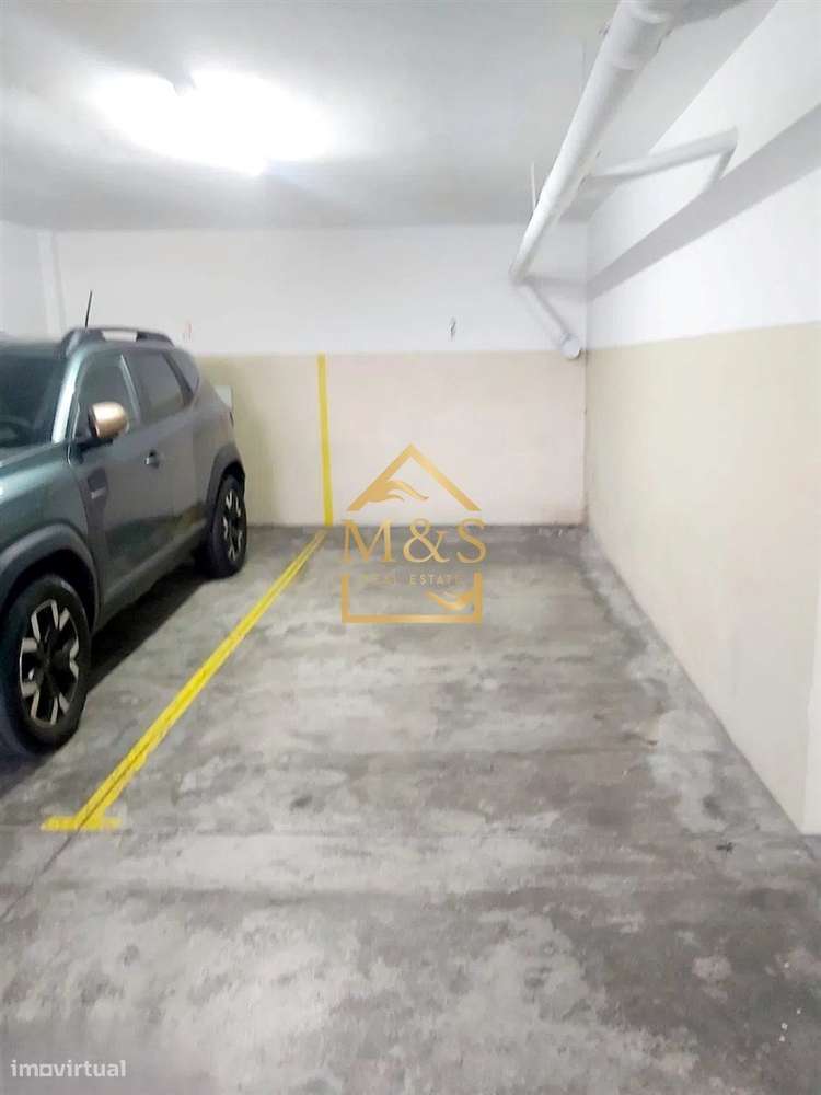 Apartamento T1 Remodelado , Varanda, Garagem - Rio Tinto - Porto-15