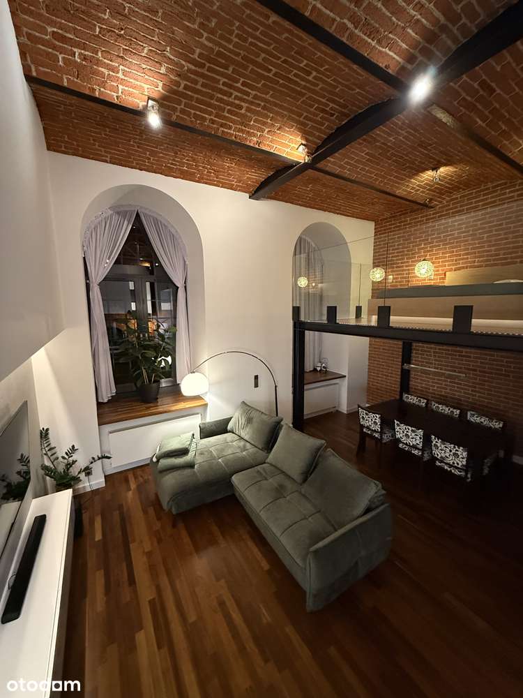Dwupoziomowy, cichy i słoneczny loft 78m.