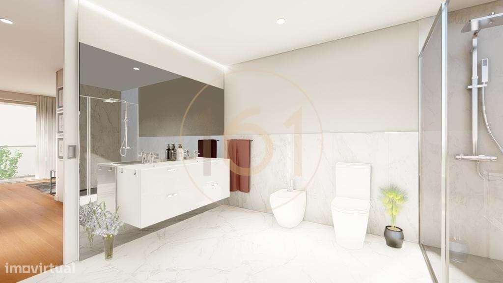 Excelente moradia T3 de 4 frentes em zona nobre de Leça da Palmeira-15