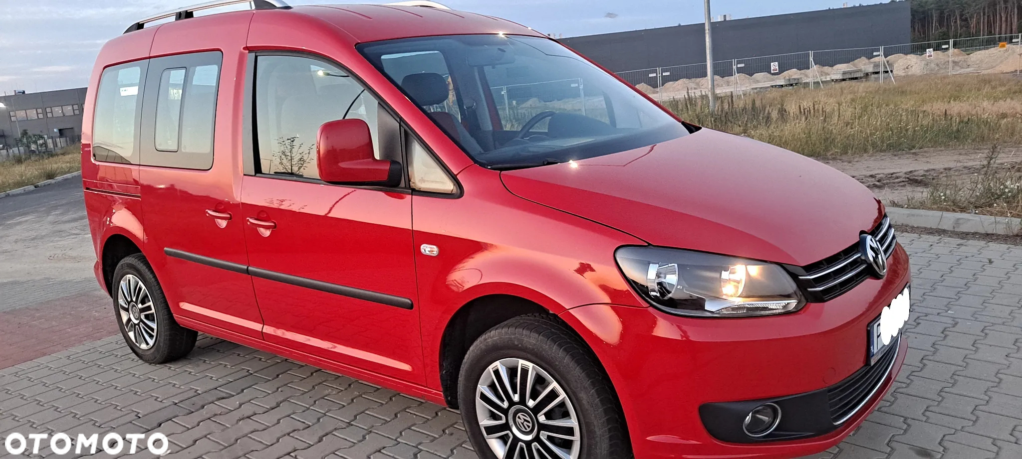 Volkswagen Caddy - 4