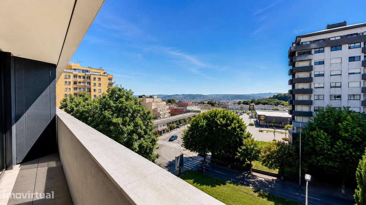 T1 com Piscina | Avenida Fernão Magalhães-12