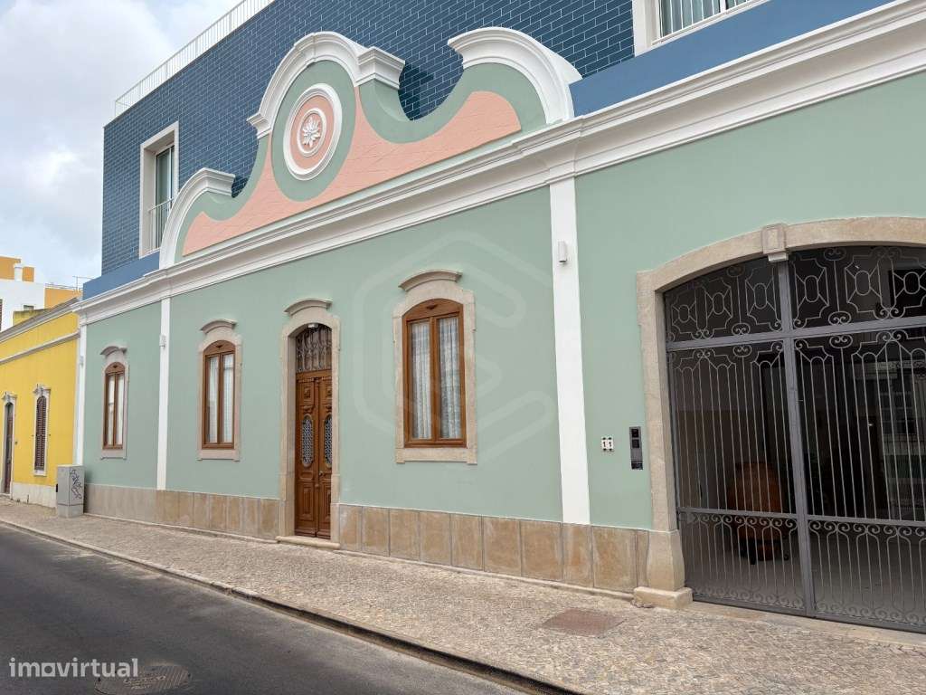 Apartamento T3 no centro da cidade com piscina no Rooftop, Loulé, A...-0