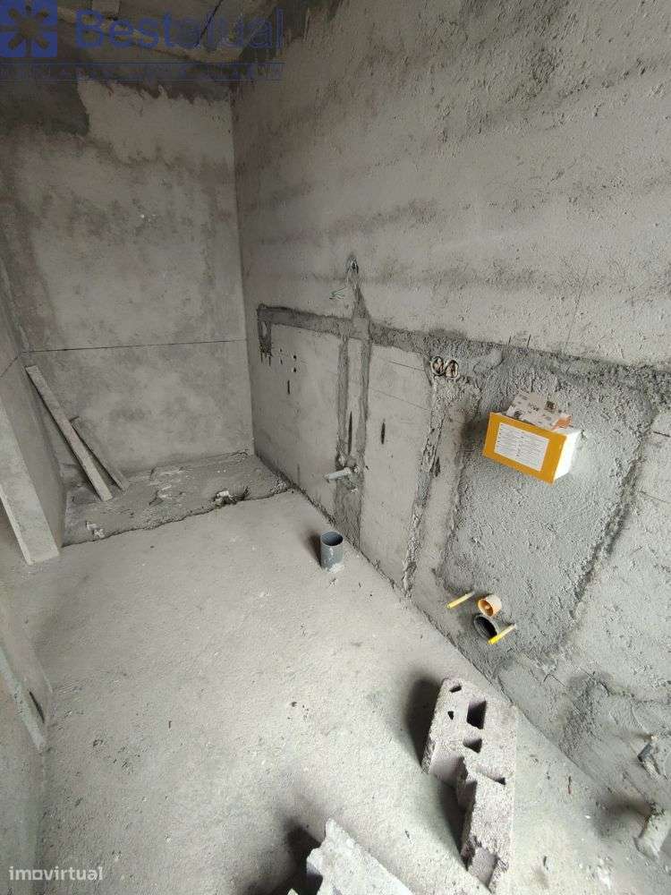 Moradias Bifamiliar - Acab. de Qualidade - Avidos-26