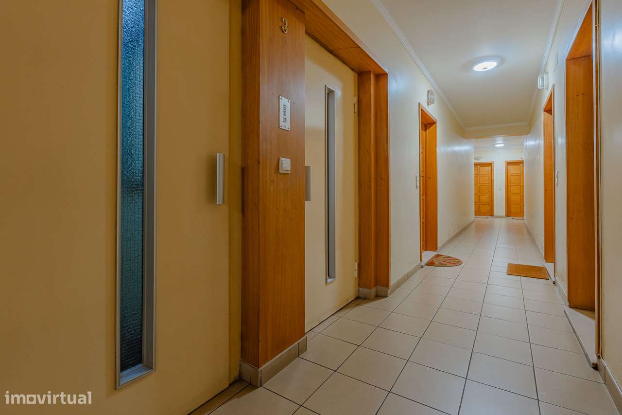 Apartamento T2 Padrão da Légua-46
