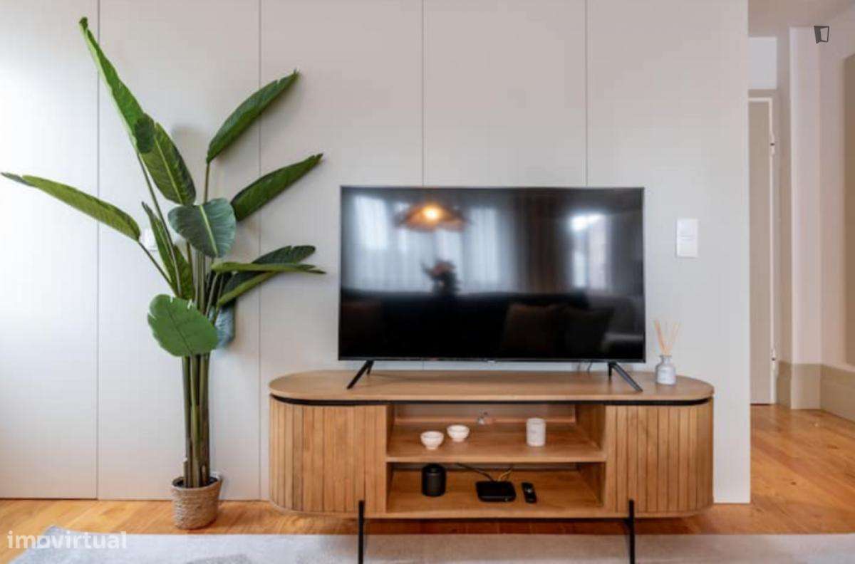 Apartamento com 1 quartos - localizado em Santo Ildefonso Porto - Grande imagem: 4/16