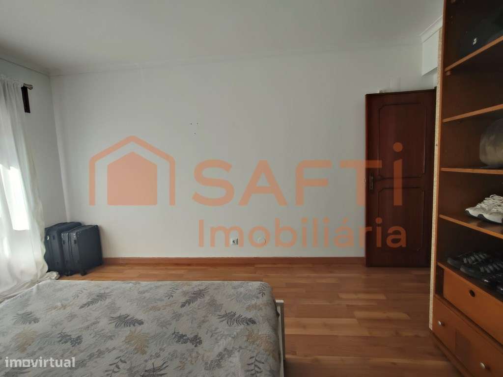 APARTAMENTO T2 MAIS ARRECADAÇÃO.-14